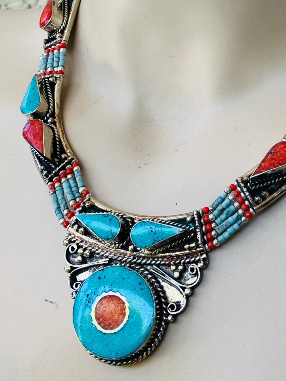 New Chunky Tibetan-Style Turquoise & Coral Inlay Necklace Silver-Tone Filigree